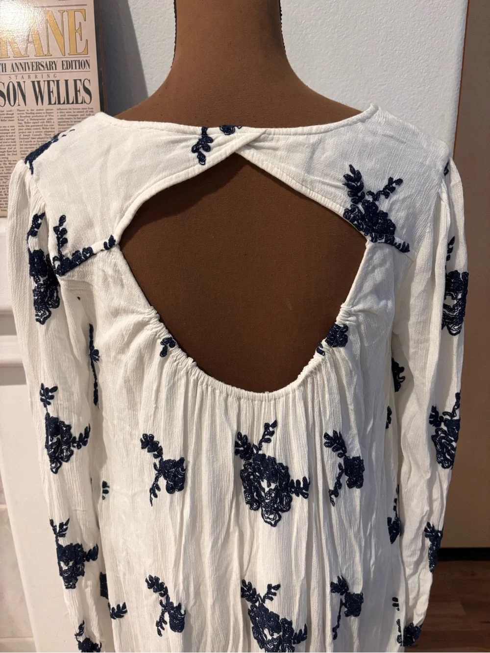 Free People Emma Embroidered Floral Peasant Babydoll Mini Dress w/Pockets Size S - Picture 11 of 16
